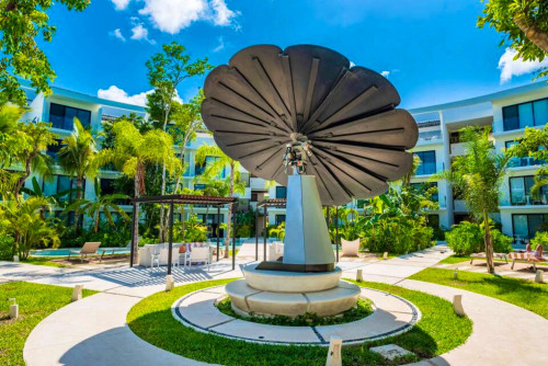 Stunning Luxury Complex w/ Private Terrace + Pool near convenience stores