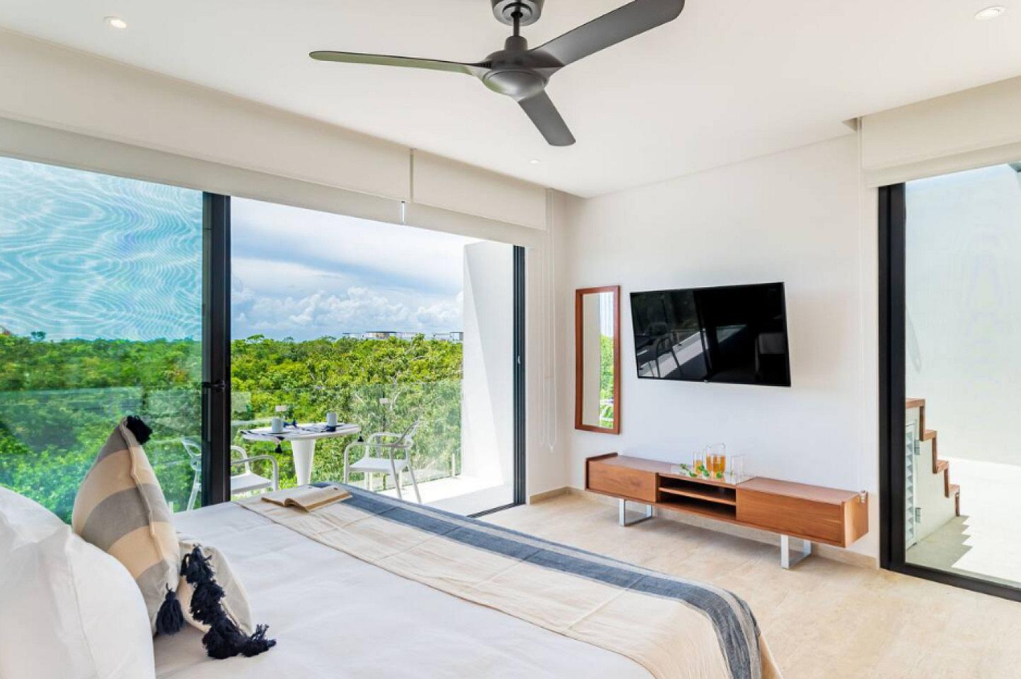 Private Studio PH - Stunning Luxury Complex w/ Private Terrace + Pool near convenience stores - Gallery - 10