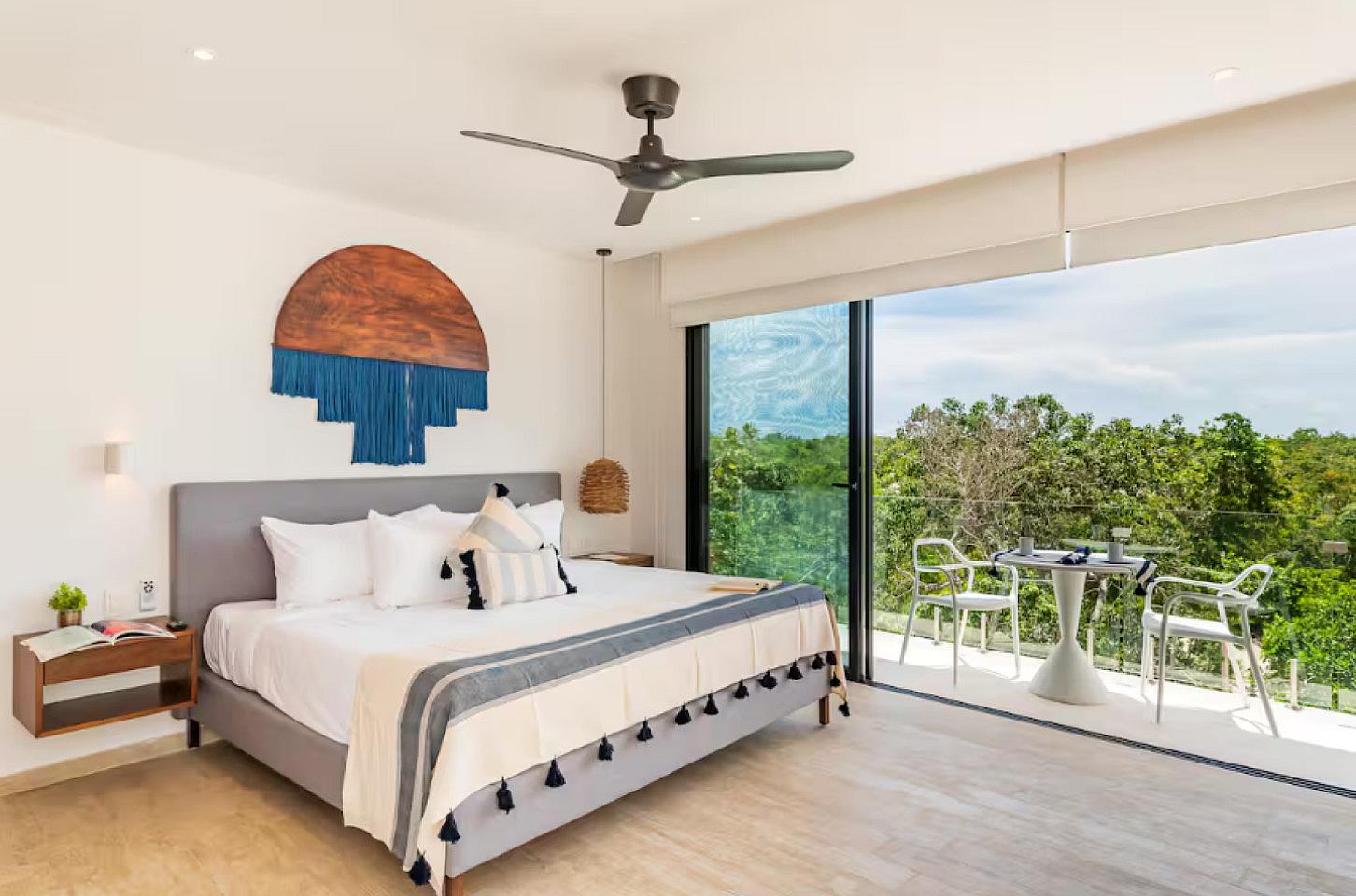  Private Studio PH  -  Stunning Luxury Complex w/ Private Terrace + Pool near convenience stores  - Gallery -  14