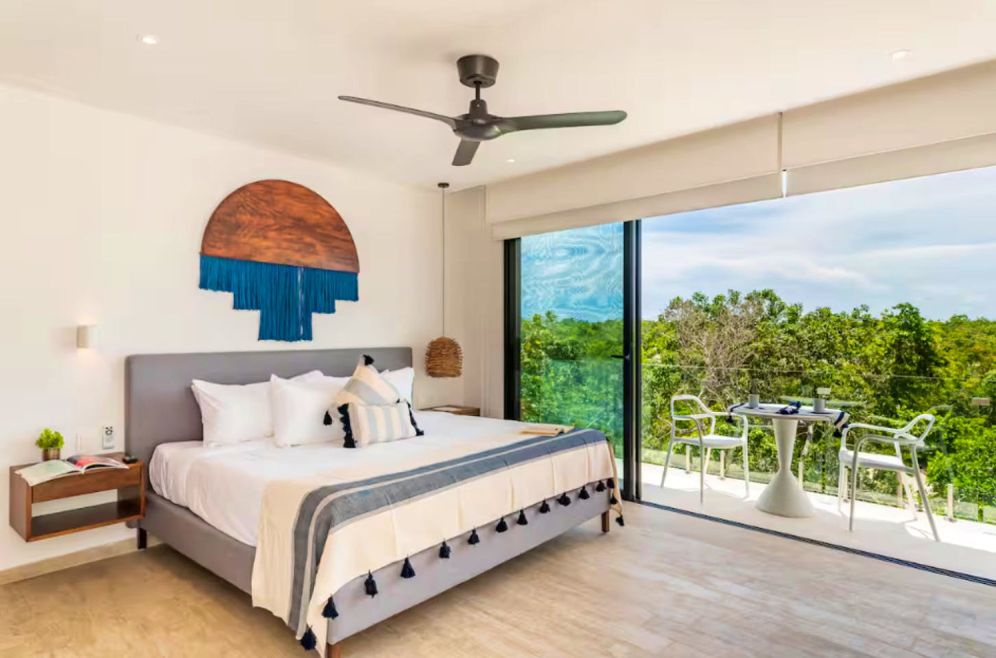  Private Studio PH  -  Stunning Luxury Complex w/ Private Terrace + Pool near convenience stores  - Gallery -  22