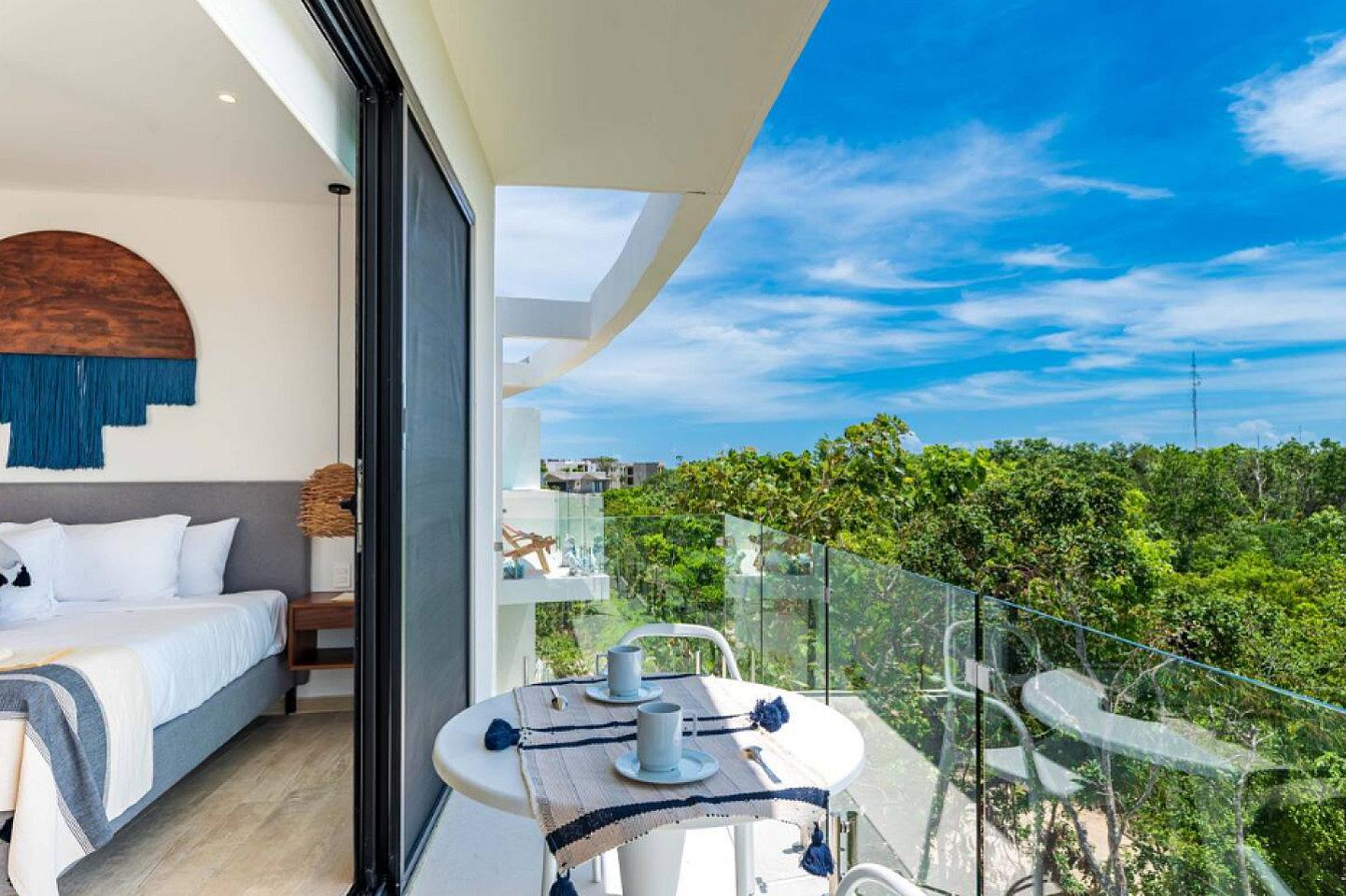  Private Studio PH  -  Stunning Luxury Complex w/ Private Terrace + Pool near convenience stores  - Gallery -  3