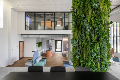 Vibrant Coliving Experience in Central Vilnius with Community Focus and Amenities