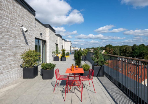 Vibrant Coliving Experience in Central Vilnius with Community Focus and Amenities