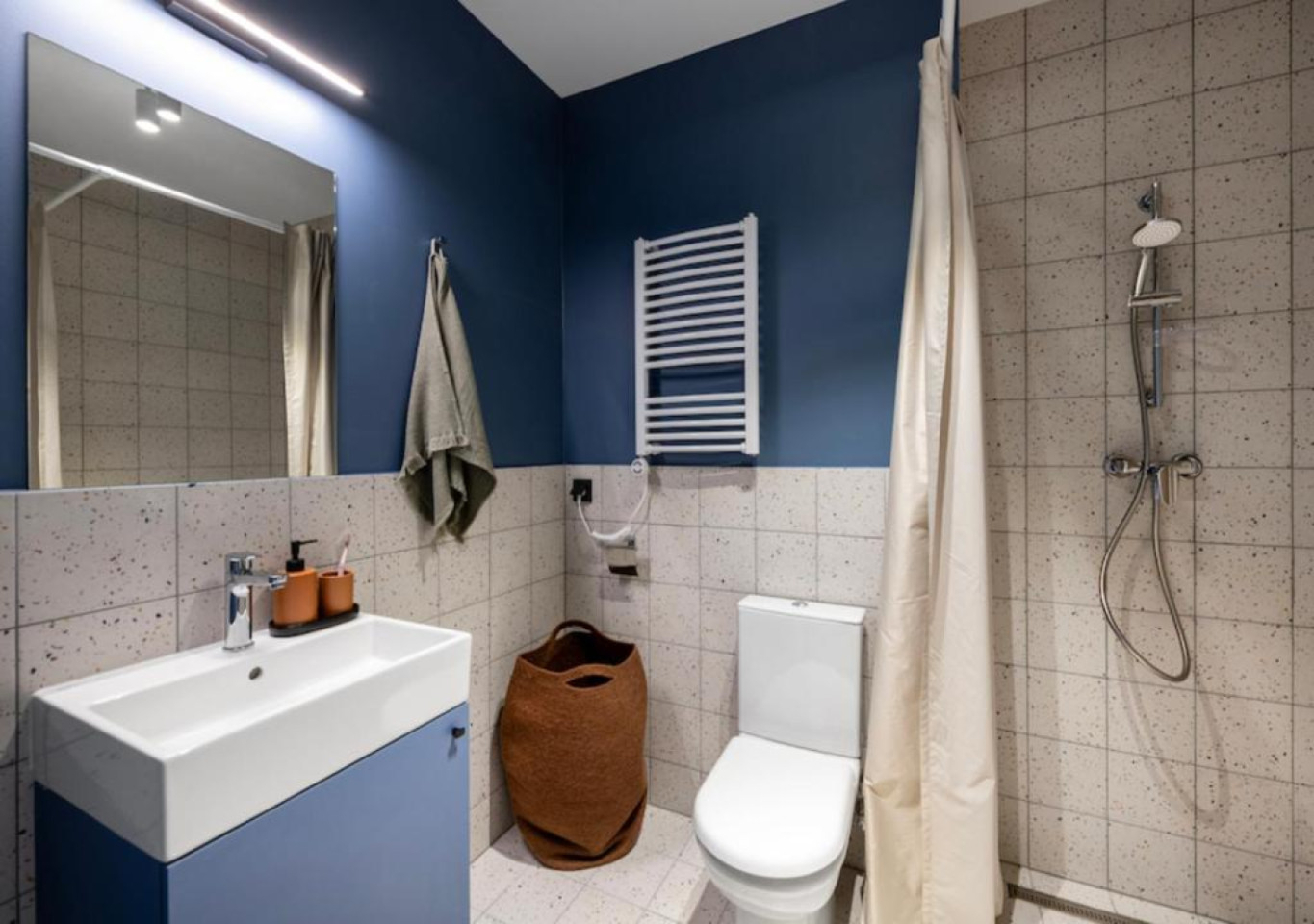 Studio - Vibrant Coliving Experience in Central Vilnius with Community Focus and Amenities Apartment - Gallery - 13