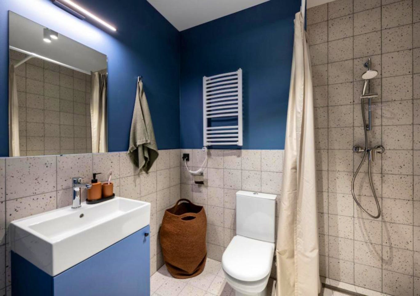 Studio - Vibrant Coliving Experience in Central Vilnius with Community Focus and Amenities Apartment - Gallery - 19