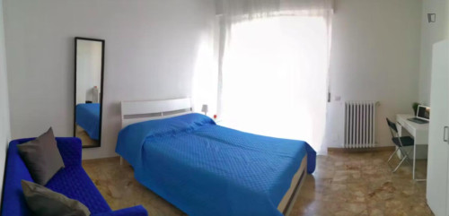 Spacious Bedroom in Novoli -Florence