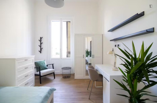 Bright Bedroom in Florence