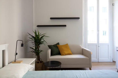 Spacious Bedroom in Florence