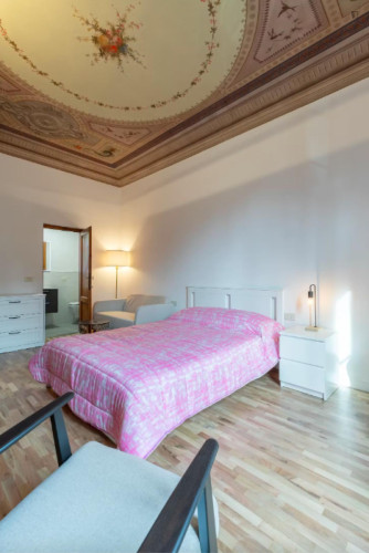 Bedroom with Private Bathroom in Florence