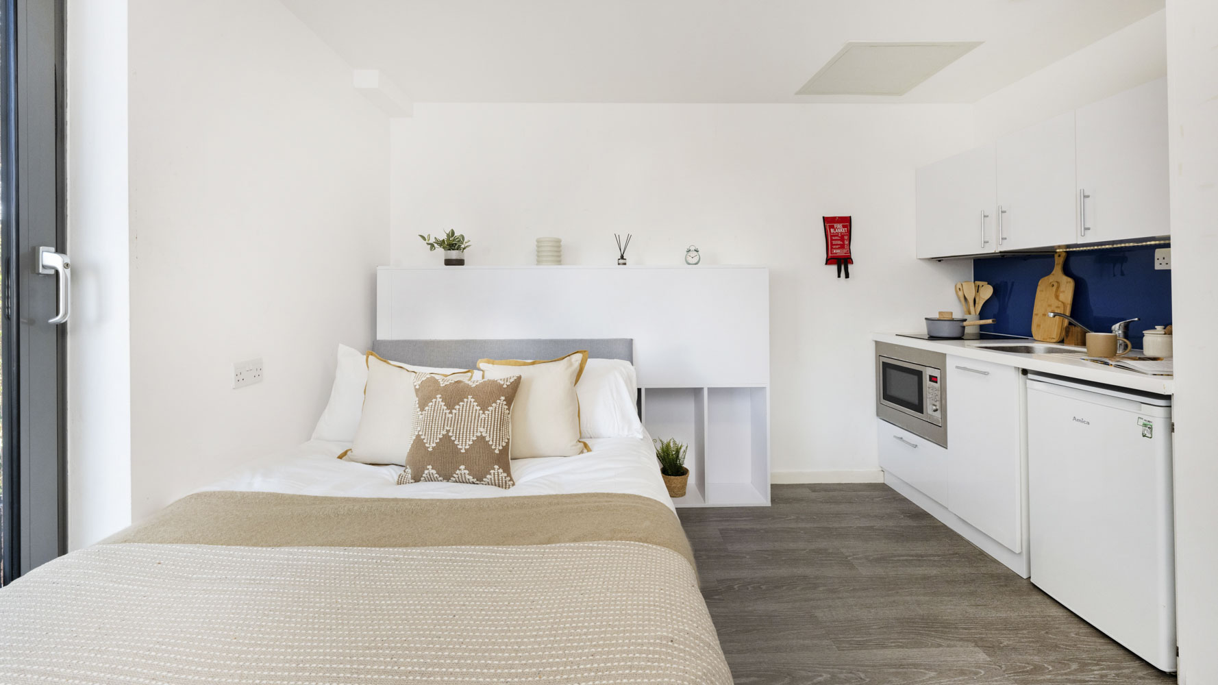  Premium Studio  -  Cube Ealing  - Gallery -  1