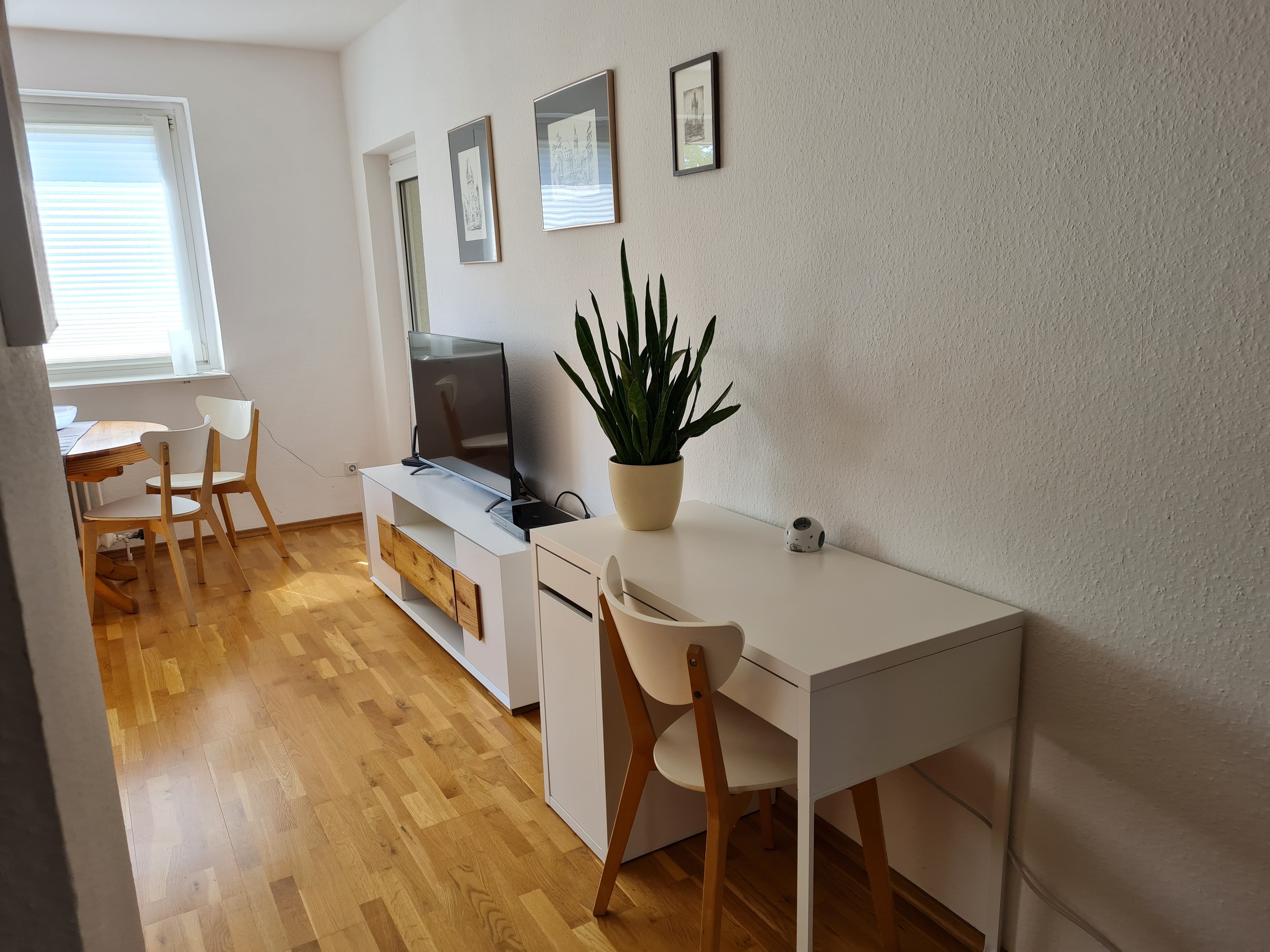 Nice, Bright And Quiet Flat - 23