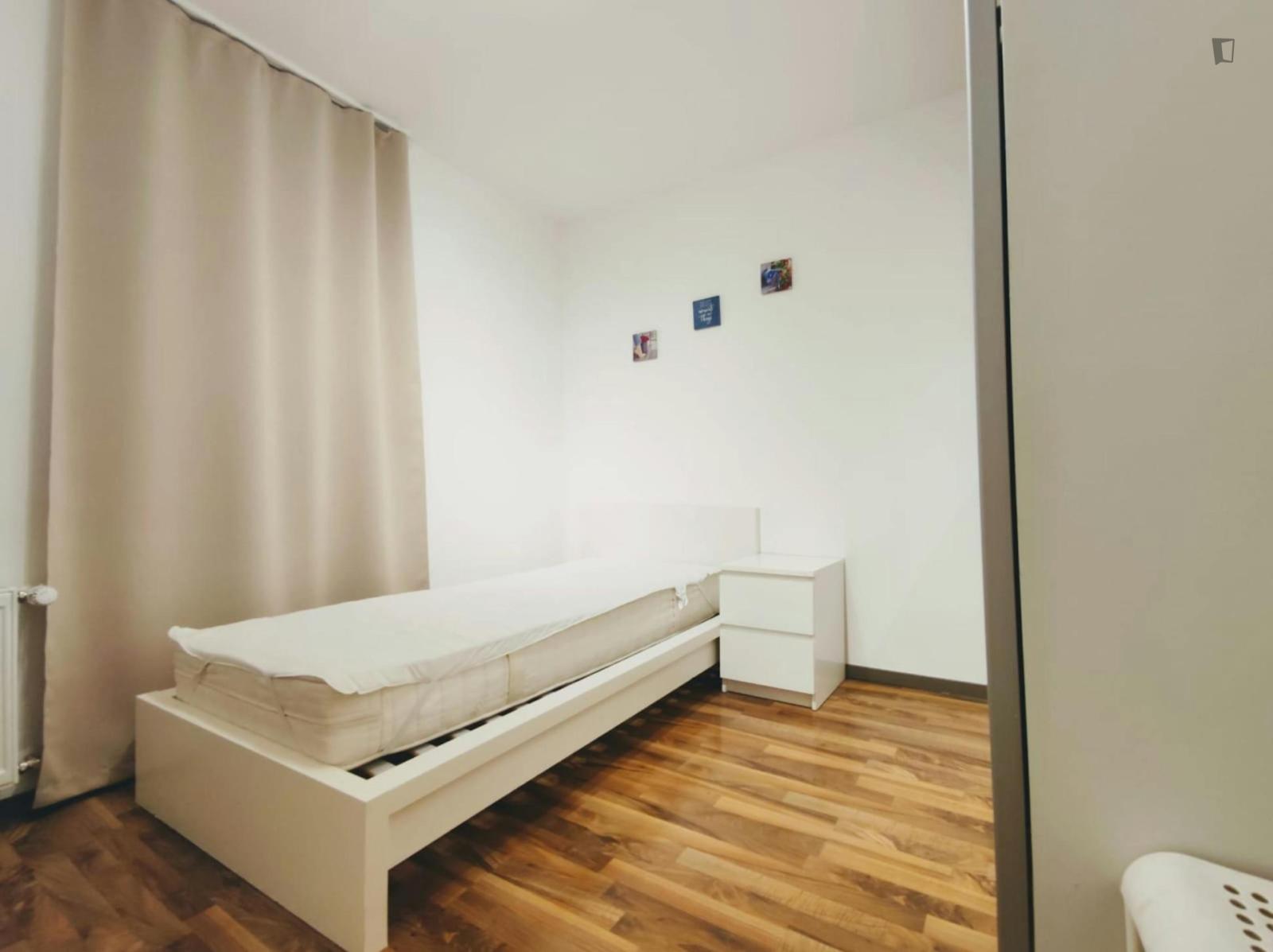  Neat Single Bedroom Near Münsterstraße Metro  -  Neat single bedroom near Münsterstraße metro  - Gallery -  1
