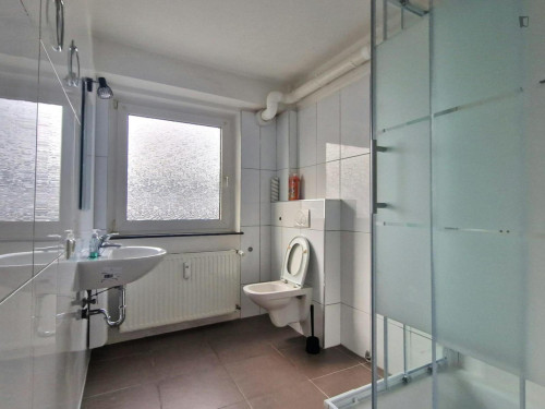 Inviting single bedroom in City-Ost - Gallery - 6