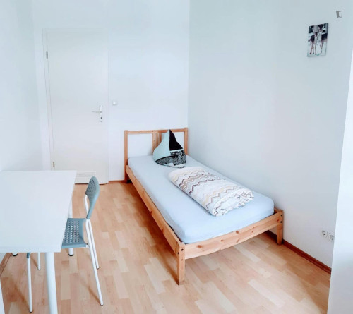 Bright single bedroom near the Reinoldikirche metro