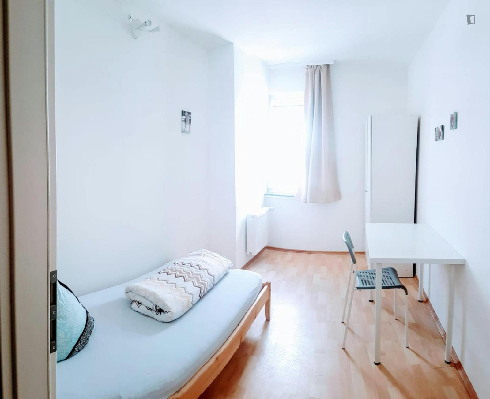 Bright Single Bedroom Near The Reinoldikirche Metro - Bright single bedroom near the Reinoldikirche metro - Gallery - 2