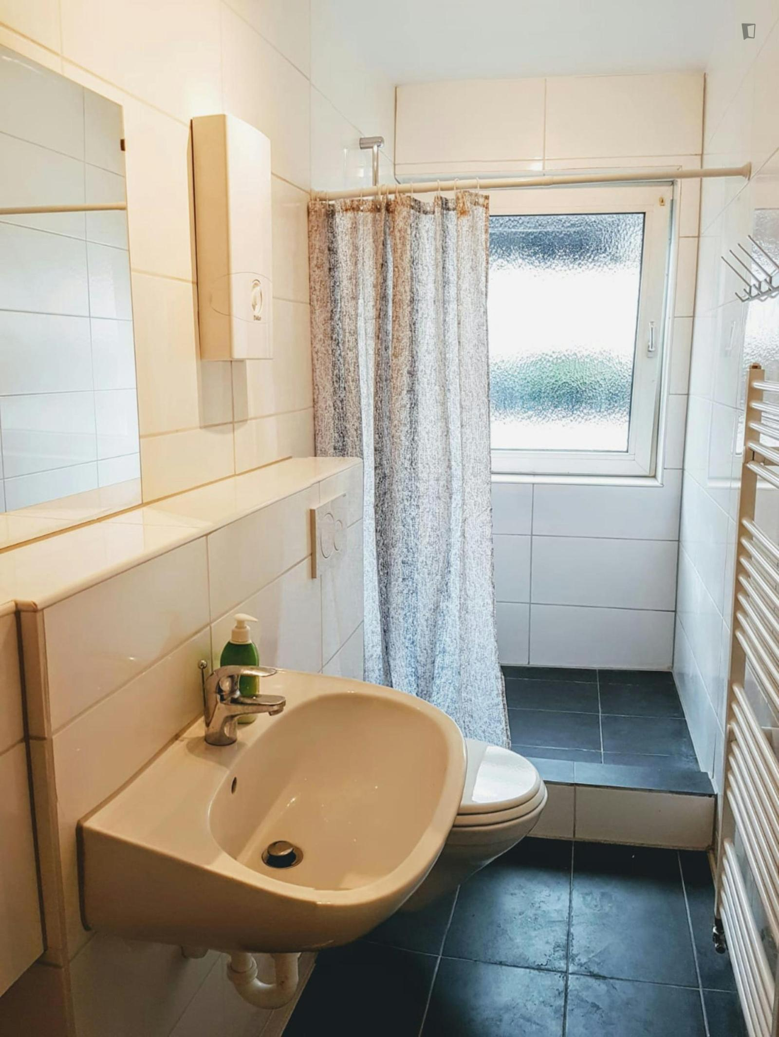Bright Single Bedroom Near The Reinoldikirche Metro - Bright single bedroom near the Reinoldikirche metro - Gallery - 5