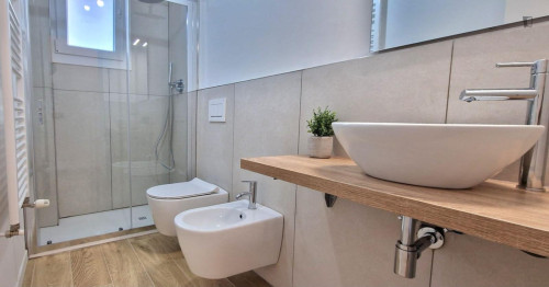 Appealing 1-bedroom apartment near the large Parco di Villa Ghigi  - Gallery - 9