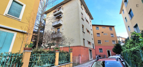 Appealing 1-bedroom apartment near the large Parco di Villa Ghigi  - Gallery - 13