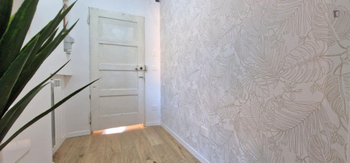 Appealing 1-bedroom apartment near the large Parco di Villa Ghigi  - Gallery - 12