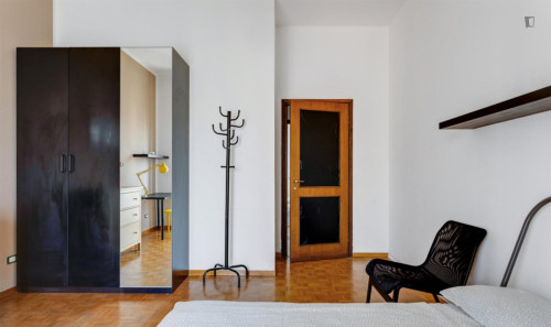 Appealing double bedroom in Guastalla