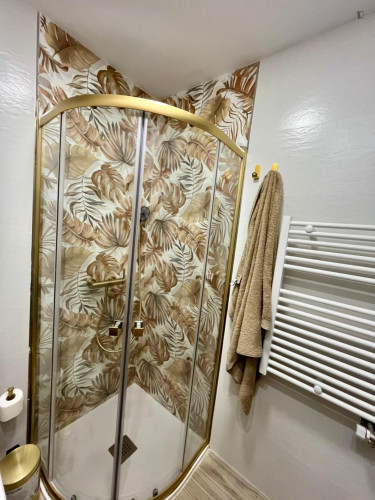 Attractive double bedroom in the central La Magdalena neighbourhood - Gallery - 9