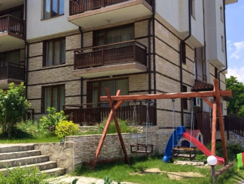 Designer Coliving Apartment with Spa & Mountain Views in Bansko