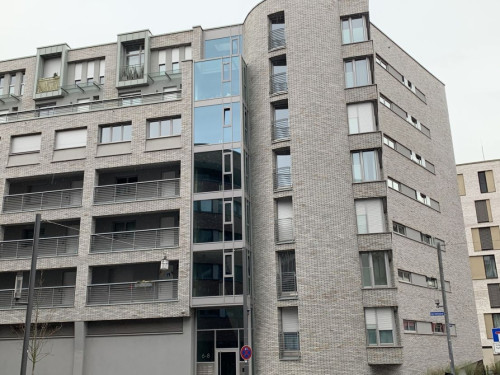 Exclusive 101 m² Luxury Apartment in Offenbach – Stunning Location with Harbor and Skyline Views