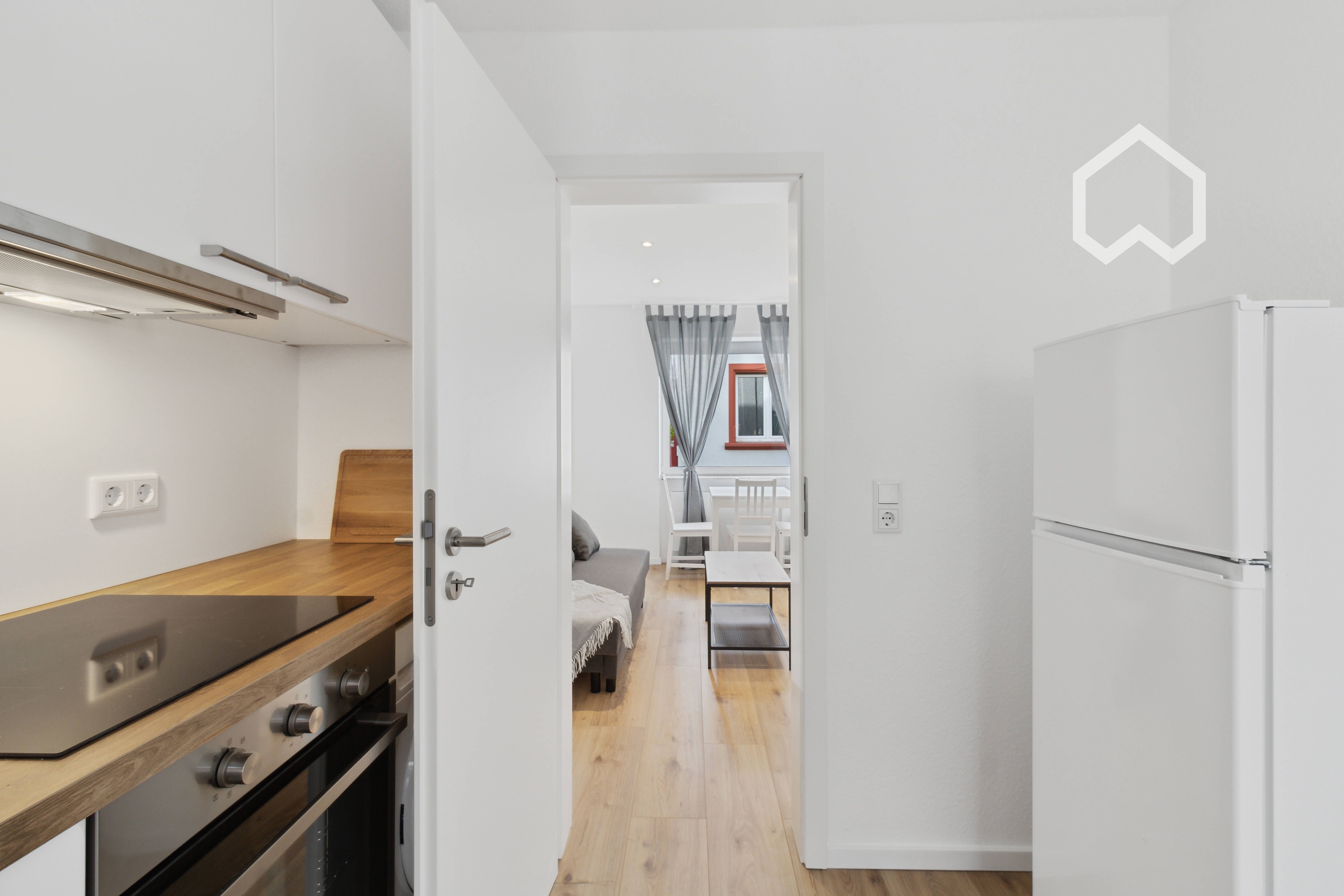 Modern, Renovated Apartment In A Prime Location In Kelsterbach - 4