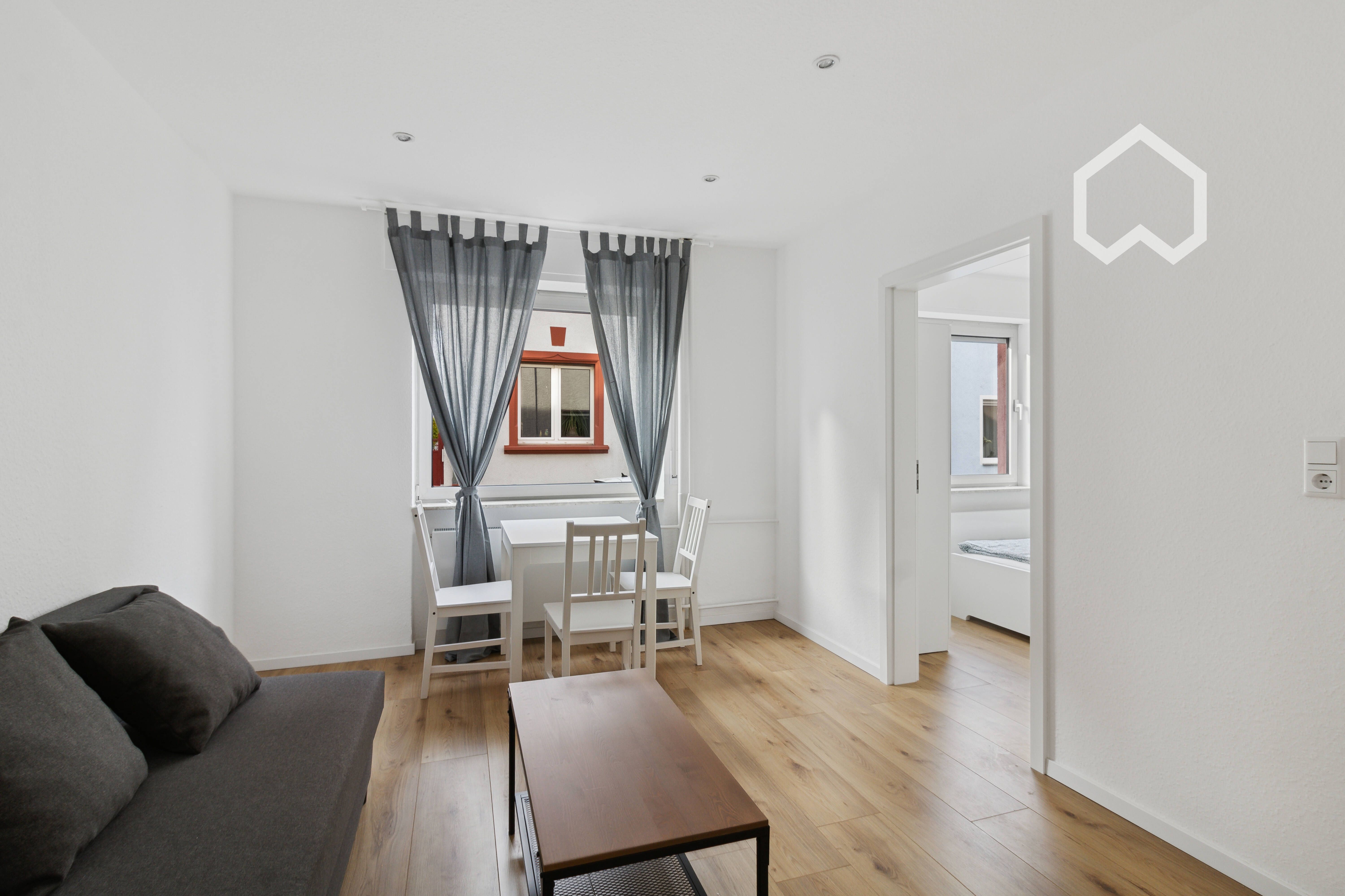 Modern, Renovated Apartment In A Prime Location In Kelsterbach - 14