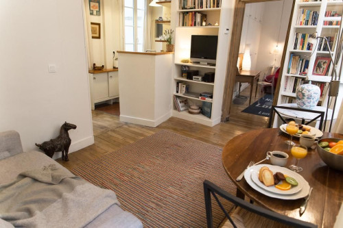 1 bedroom flat - 40m² - Louvre - Palais Royal - Gallery - 2
