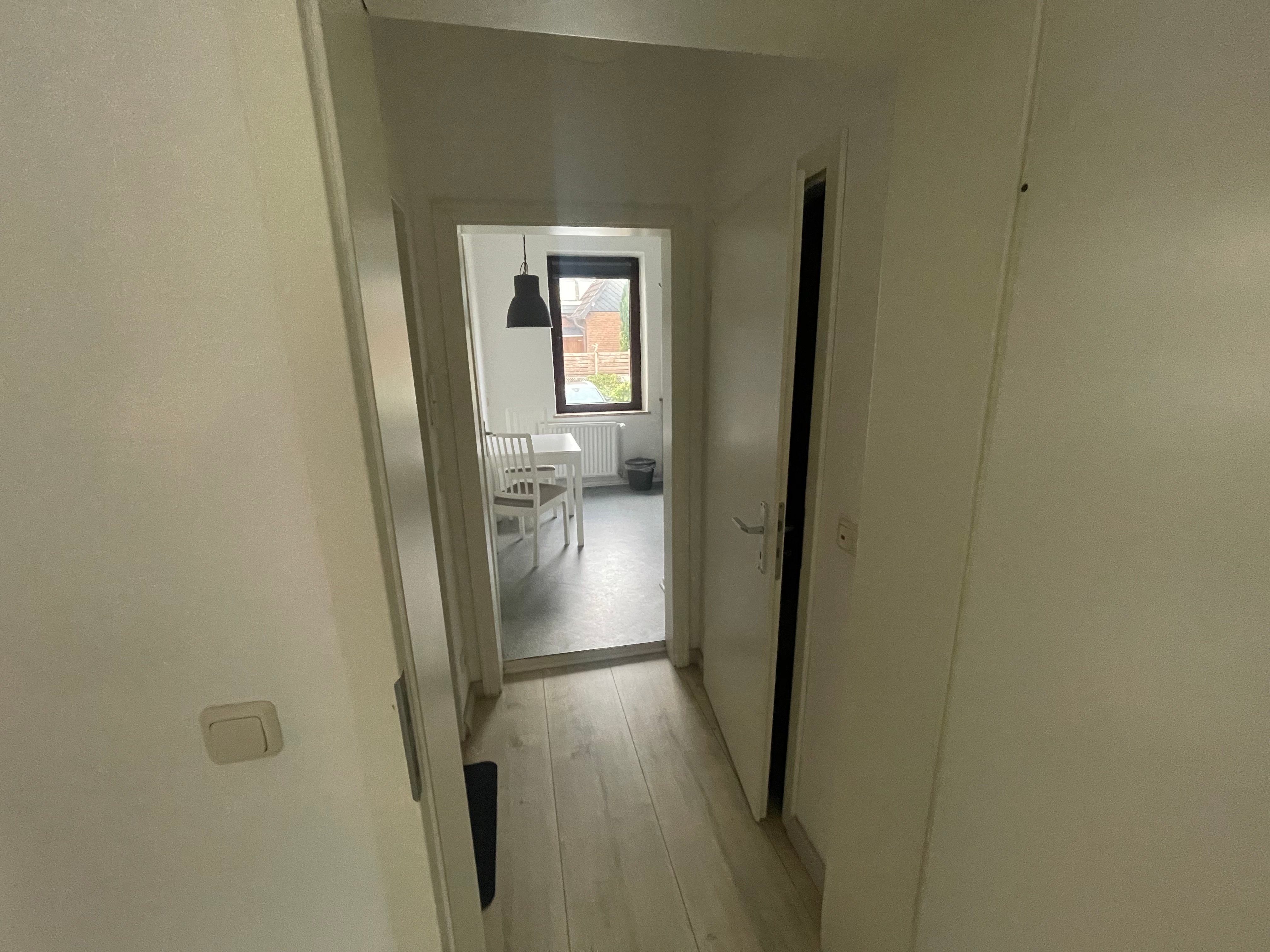 One-Room Apartment Directly On The Marina. - 2