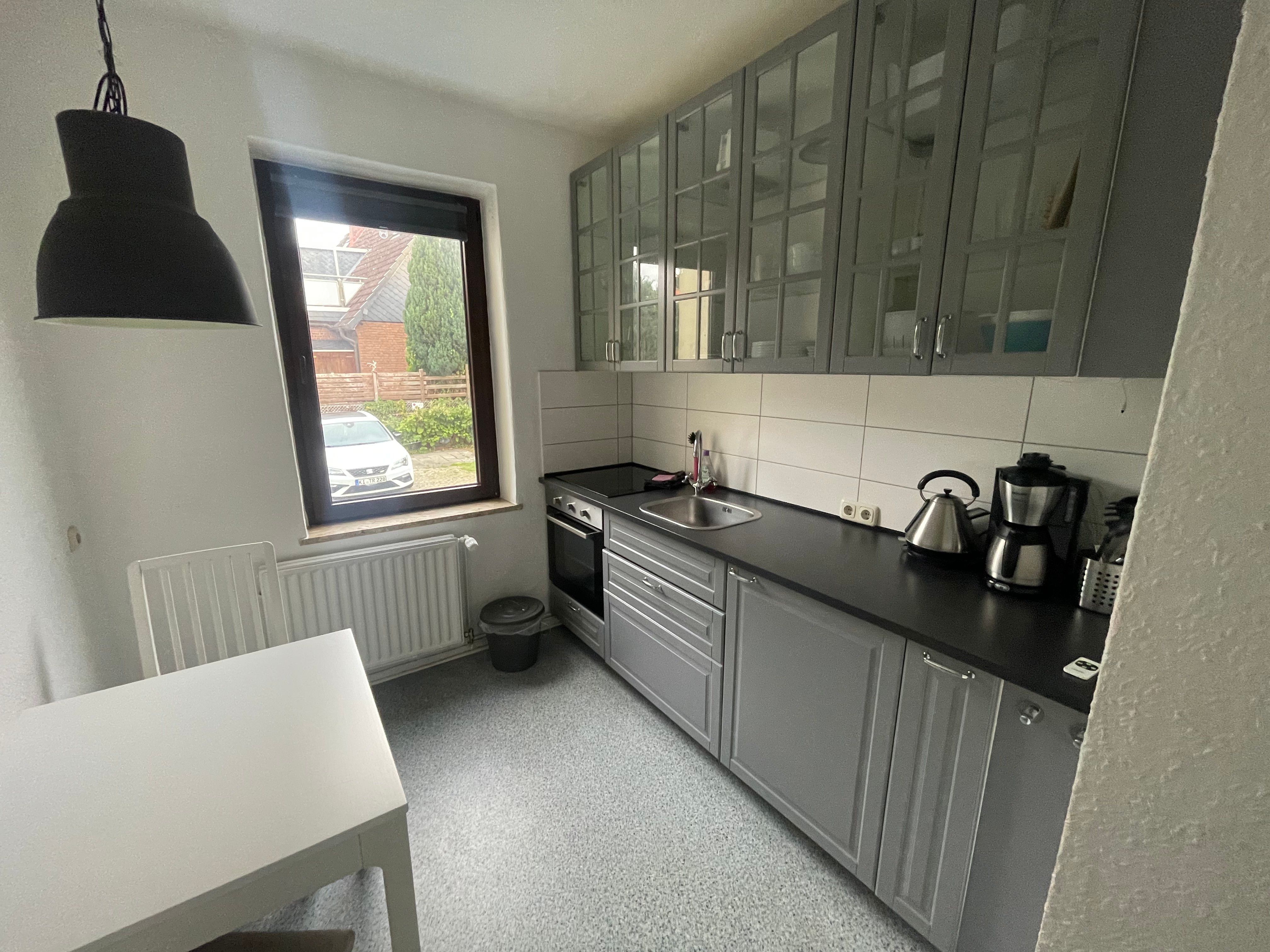 One-Room Apartment Directly On The Marina. - 3