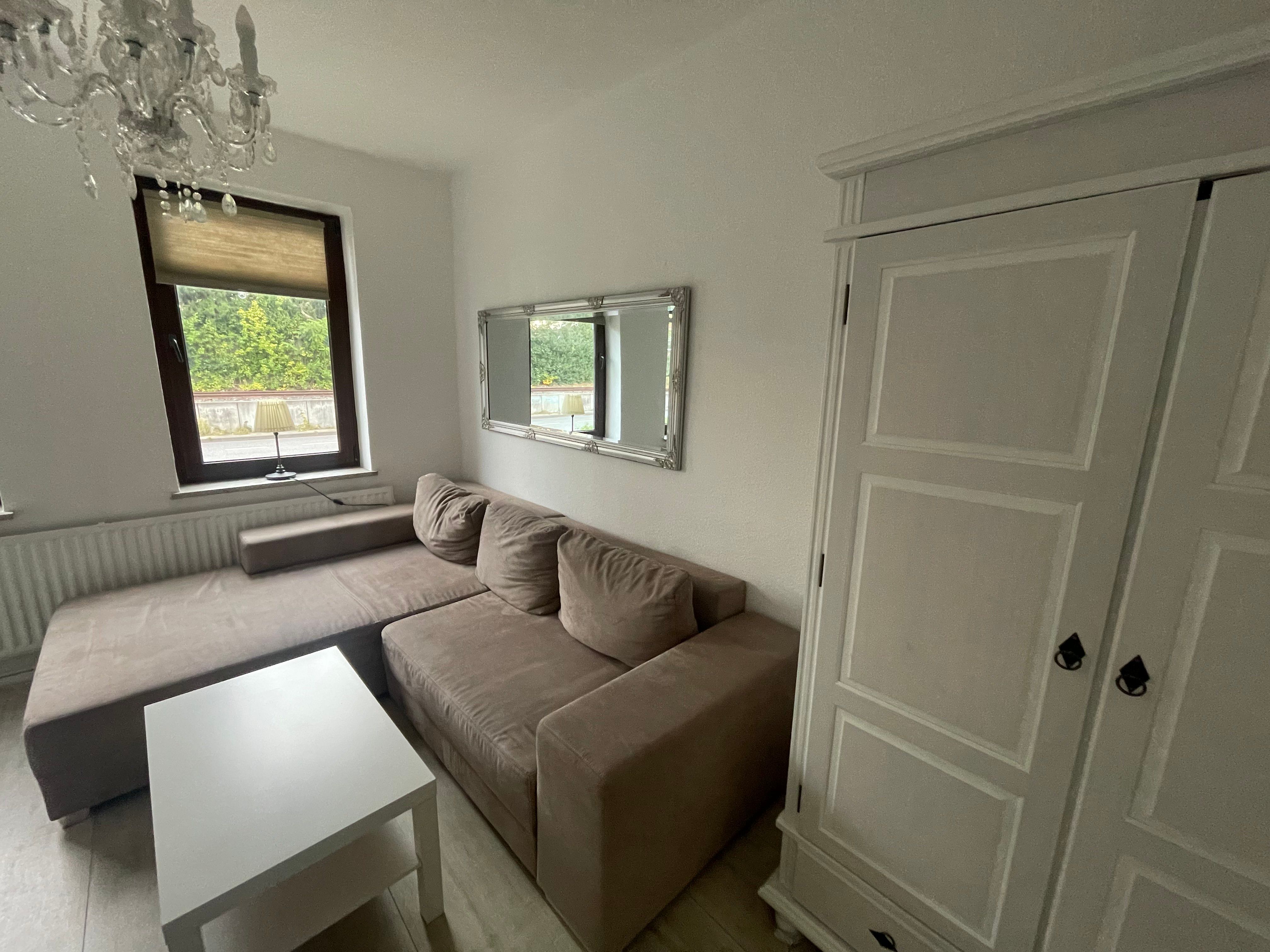 One-Room Apartment Directly On The Marina. - 5