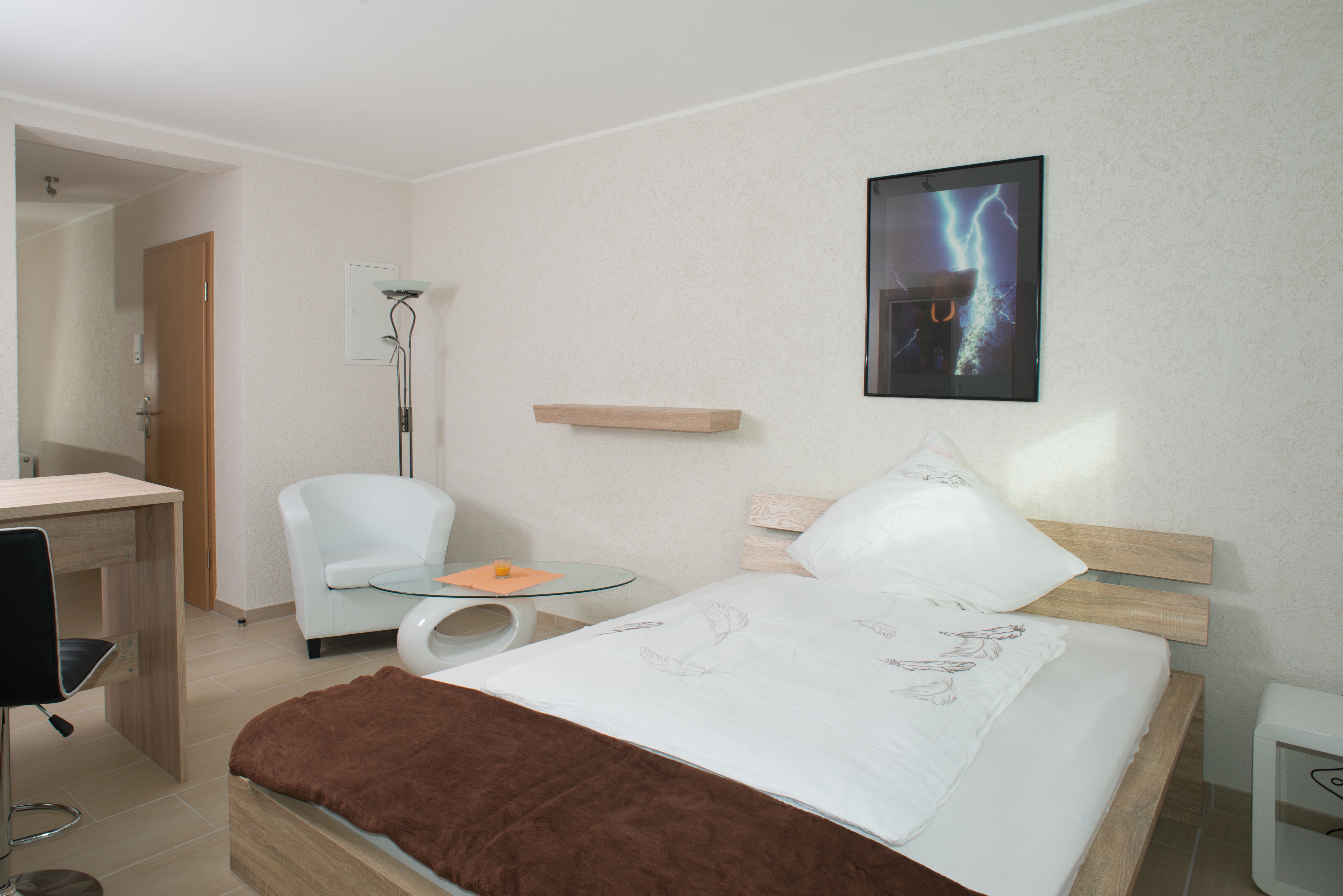 Freundliches Apartment In Hürth (1. Etage) - 8