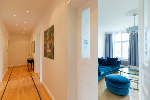 Best central location, great amenities and lots of space at an affordable price - Gallery - 26