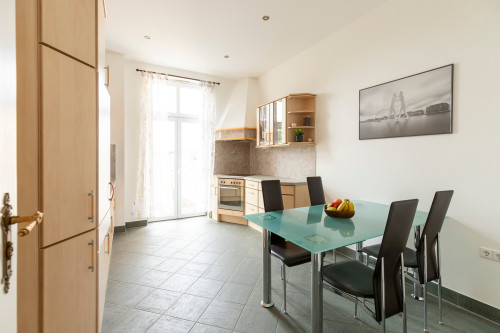 Best central location, great amenities and lots of space at an affordable price - Gallery - 22