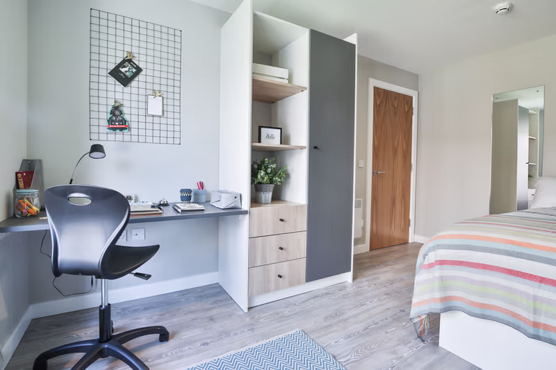 Premium Shared Apartment - Victoria Point - Gallery - 3