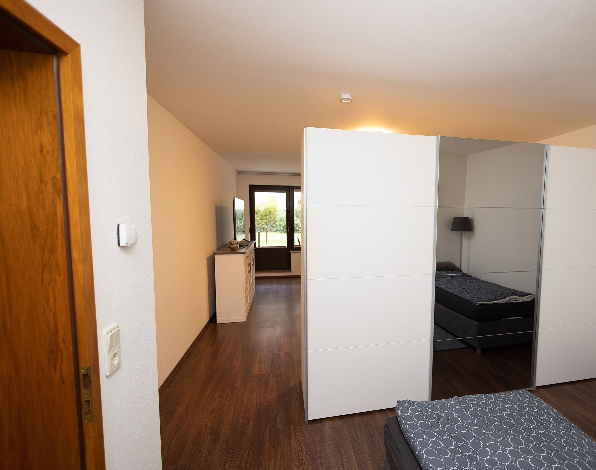Luxurious Apartment With Stunning Location And Views - 5