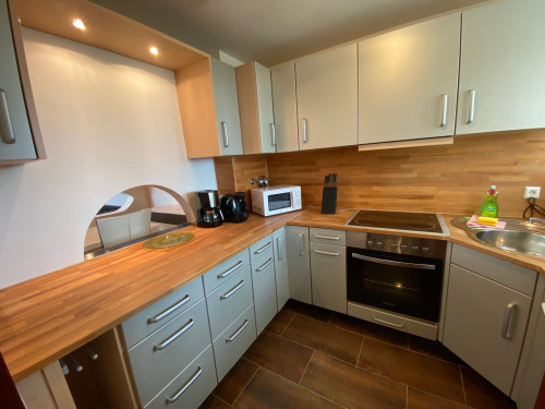 Chic 2 room apartment with elevator and underground parking - Gallery - 8