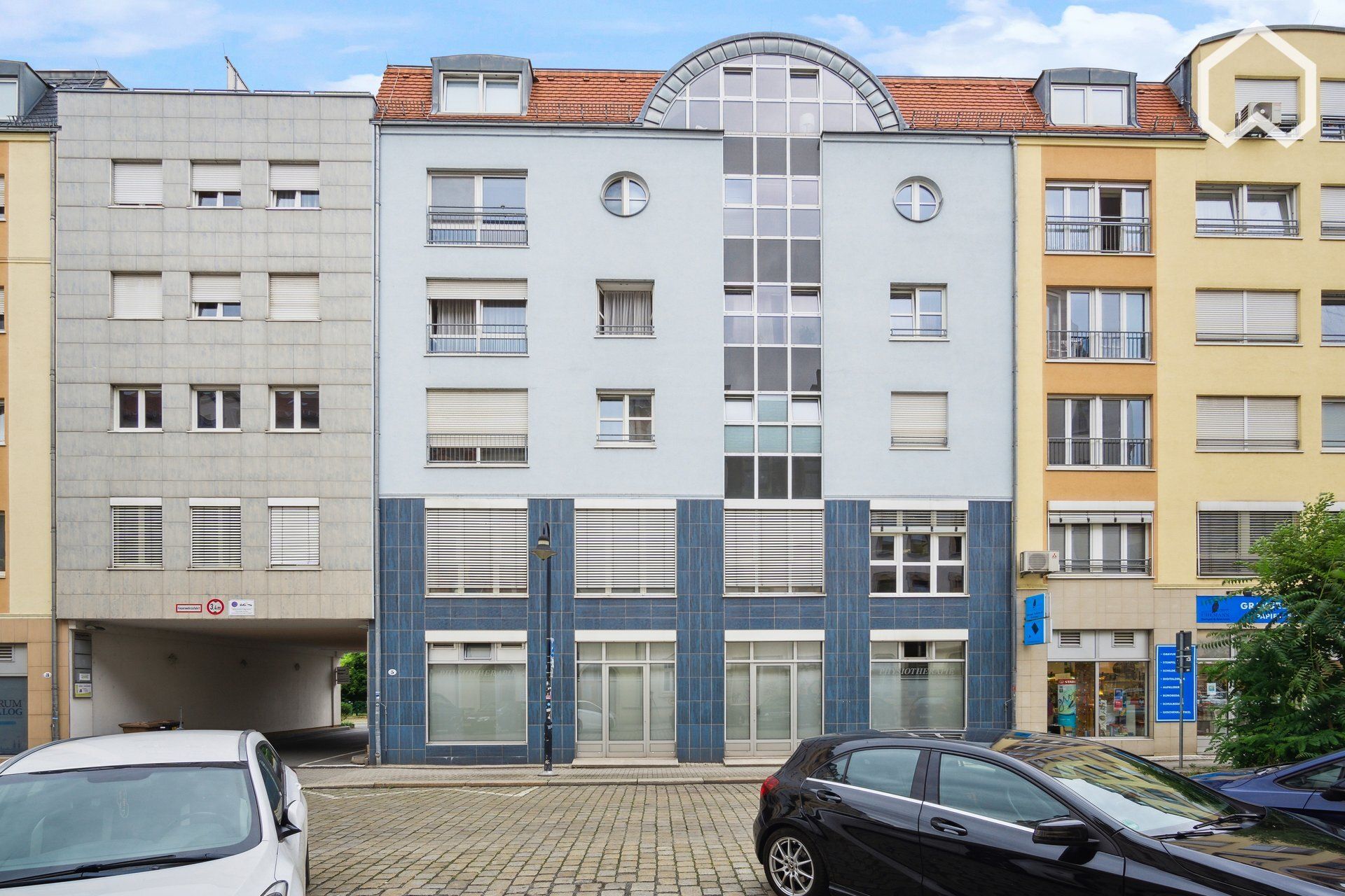 Modern Apartment With Netflix & Home Cinema In Dresden - 1