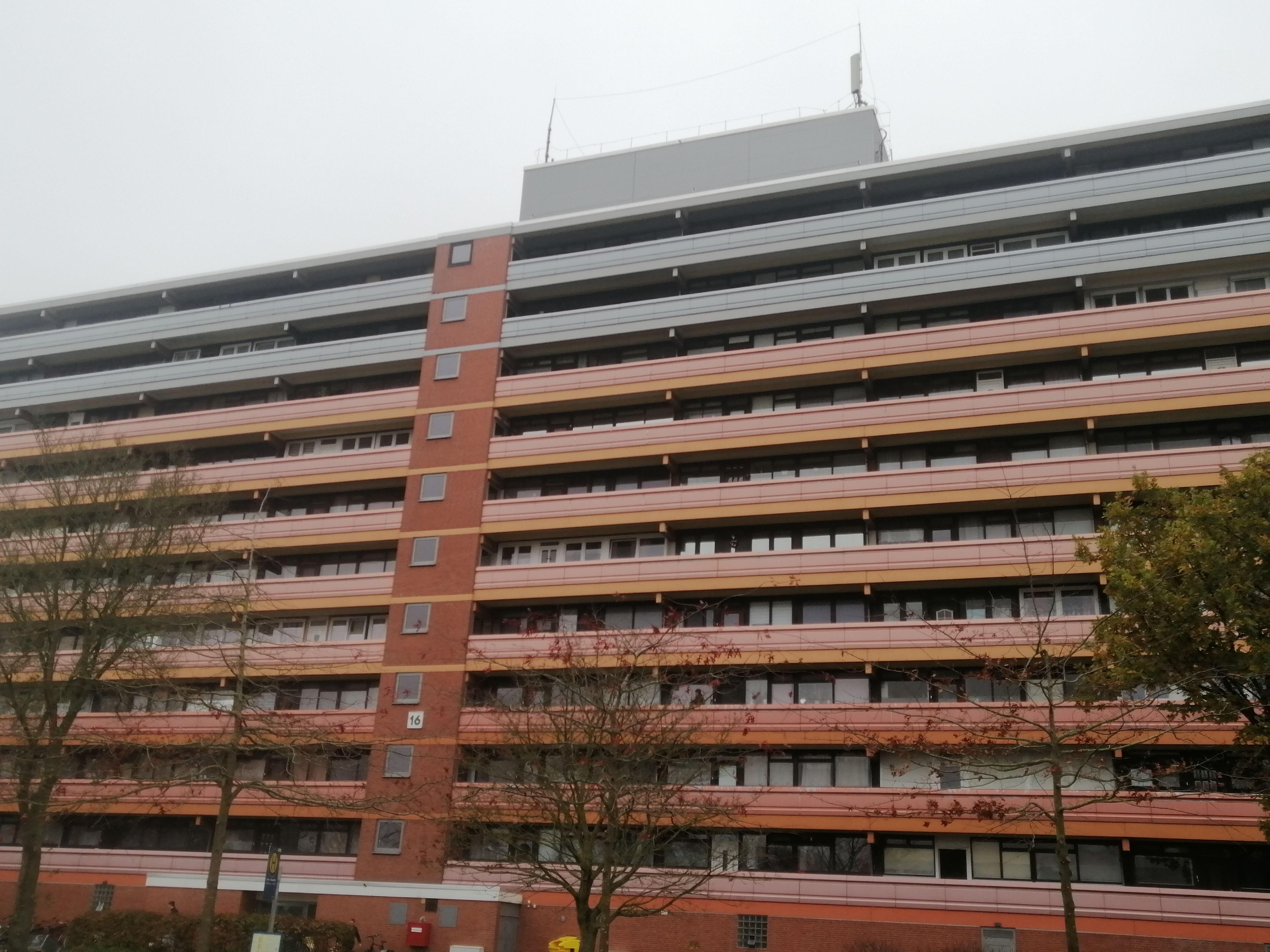 Amazing Loft With Nice City View Including Georgeous Sunrises And Sunsets (Emden) - Amazing loft with nice city view including georgeous sunrises and sunsets (Emden) - Gallery - 2