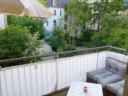 Quiet, in the countryside with balcony in nice neighborhood in Dresden