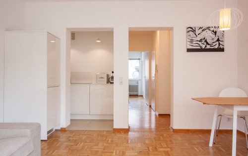 *****HIGHLY FURNISHED APARTMENT in the trendy district of Pempelfort*****