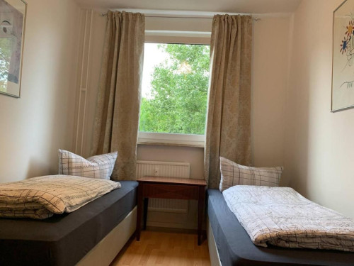 3-room apartment in Halle – furnished & ready to move in immediately!