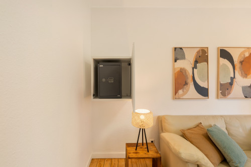 Fashionable apartment with old building charm  - Gallery -  5