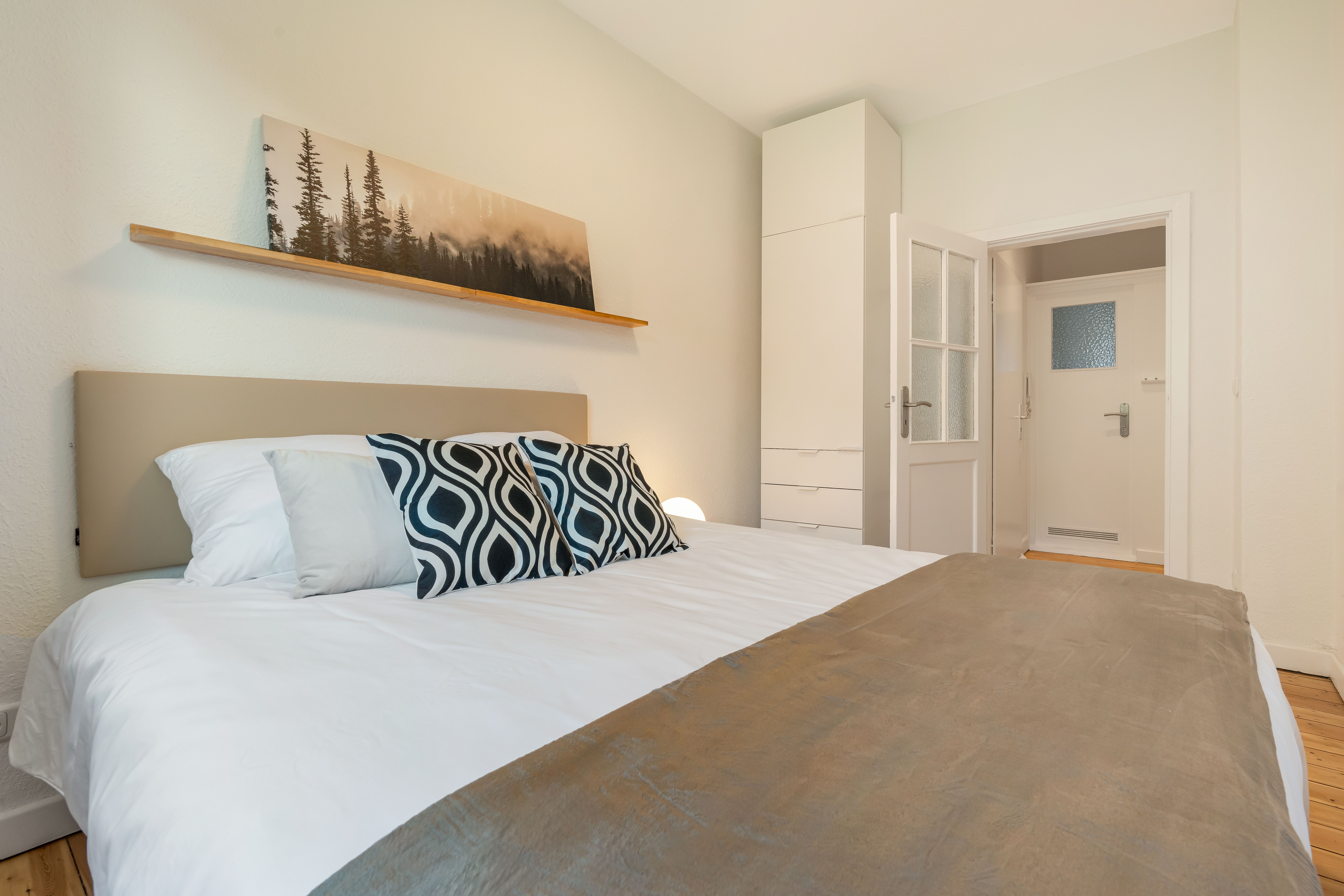 Fashionable Apartment With Old Building Charm - Fashionable apartment with old building charm - Gallery - 15