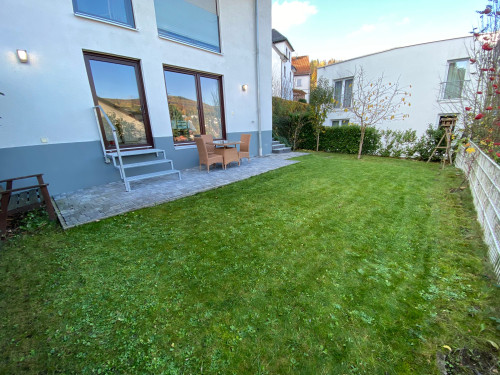 2 Zimmer Möblierte Wohnung mit Garten in Eppstein