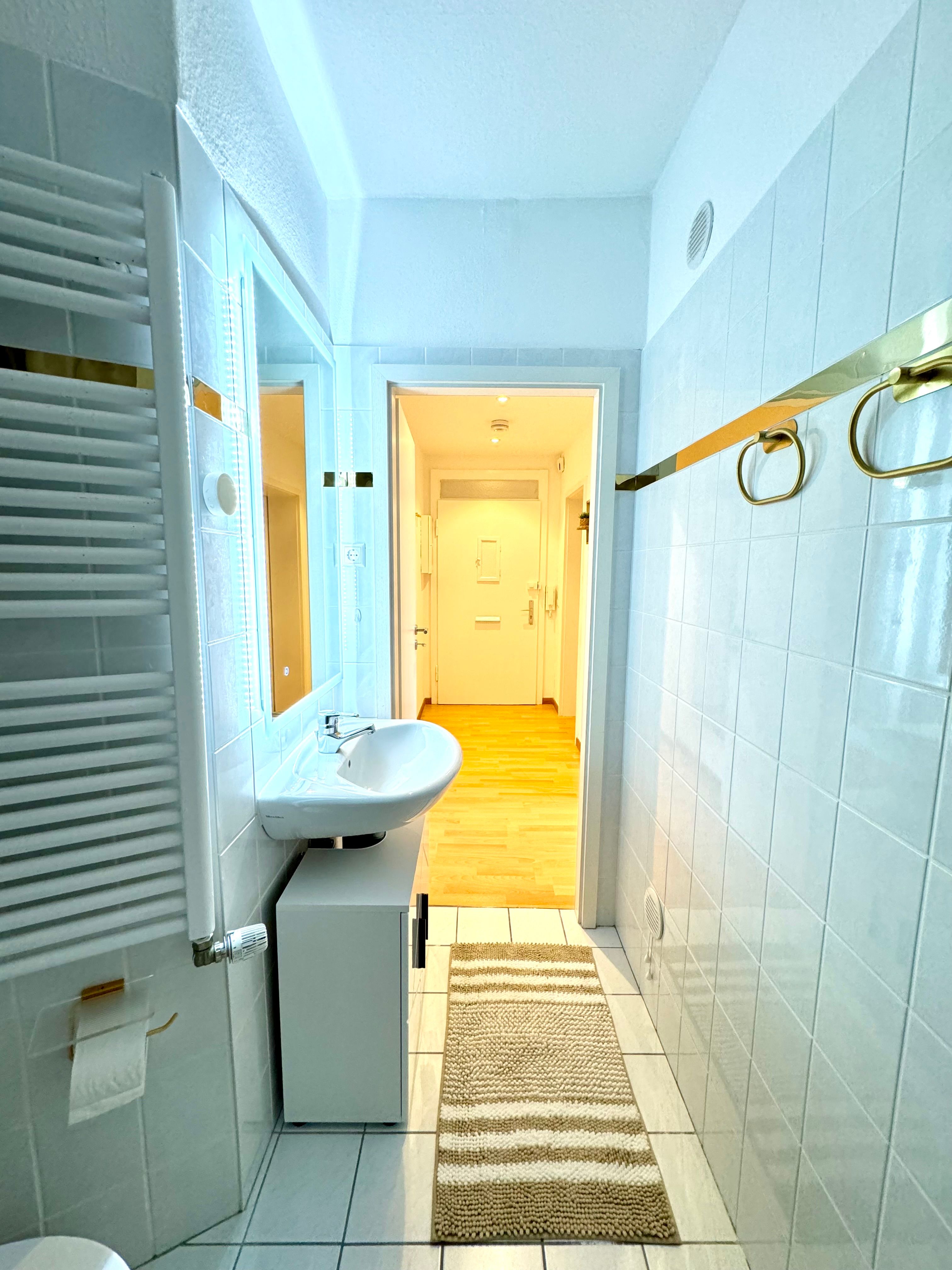  Top Location! Stunning City Apartment | Cinema Screen | WiFi  -  Top location! Stunning city apartment | Cinema screen | WiFi  - Gallery -  9