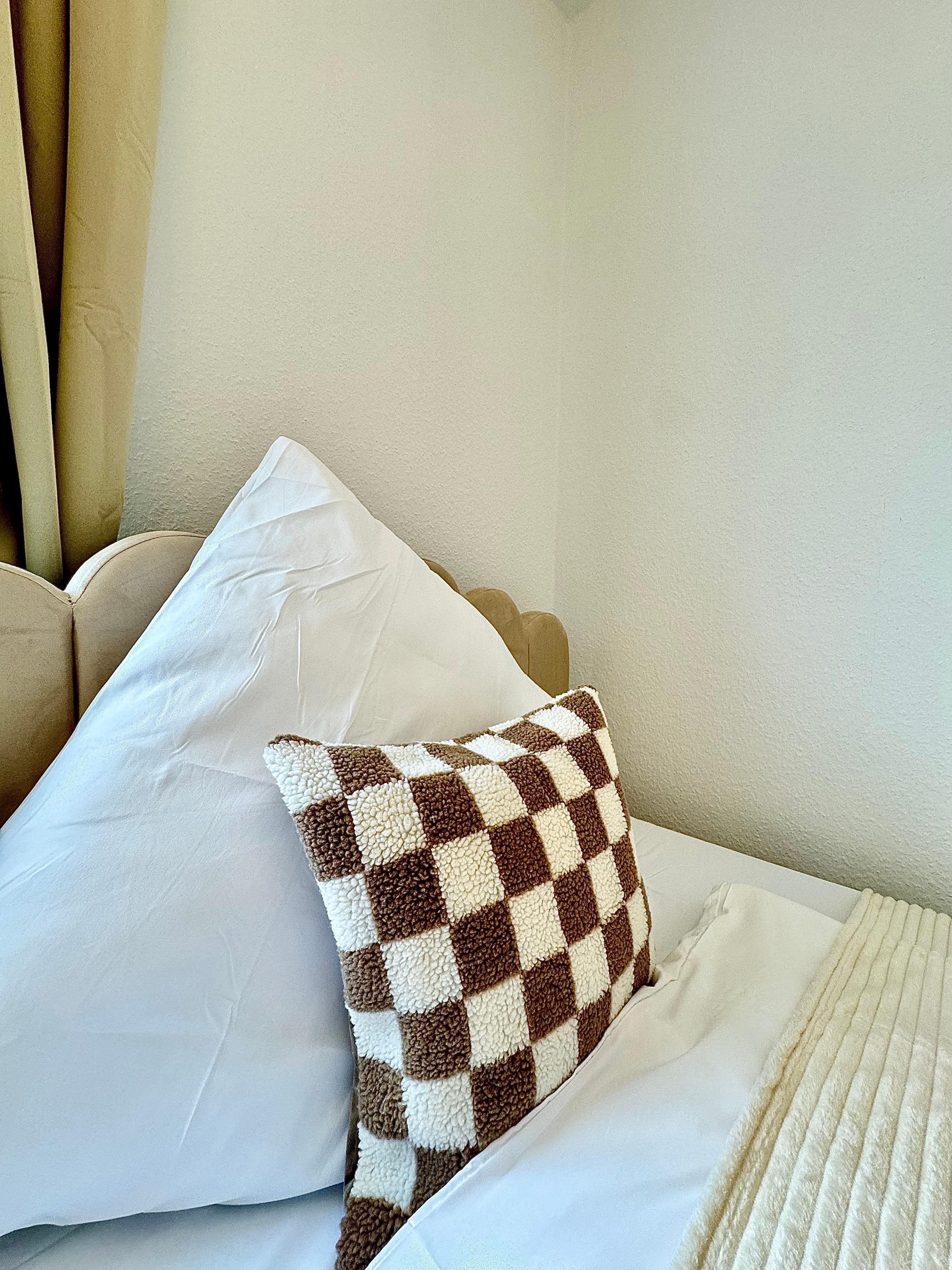  Top Location! Stunning City Apartment | Cinema Screen | WiFi  -  Top location! Stunning city apartment | Cinema screen | WiFi  - Gallery -  4