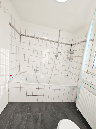 Charming attic apartment with balcony, furnished, close to Düsseldorf - Gallery - 15